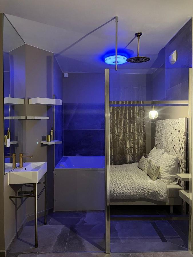 Love Room Mille Et Une Nuits 纳博讷 外观 照片